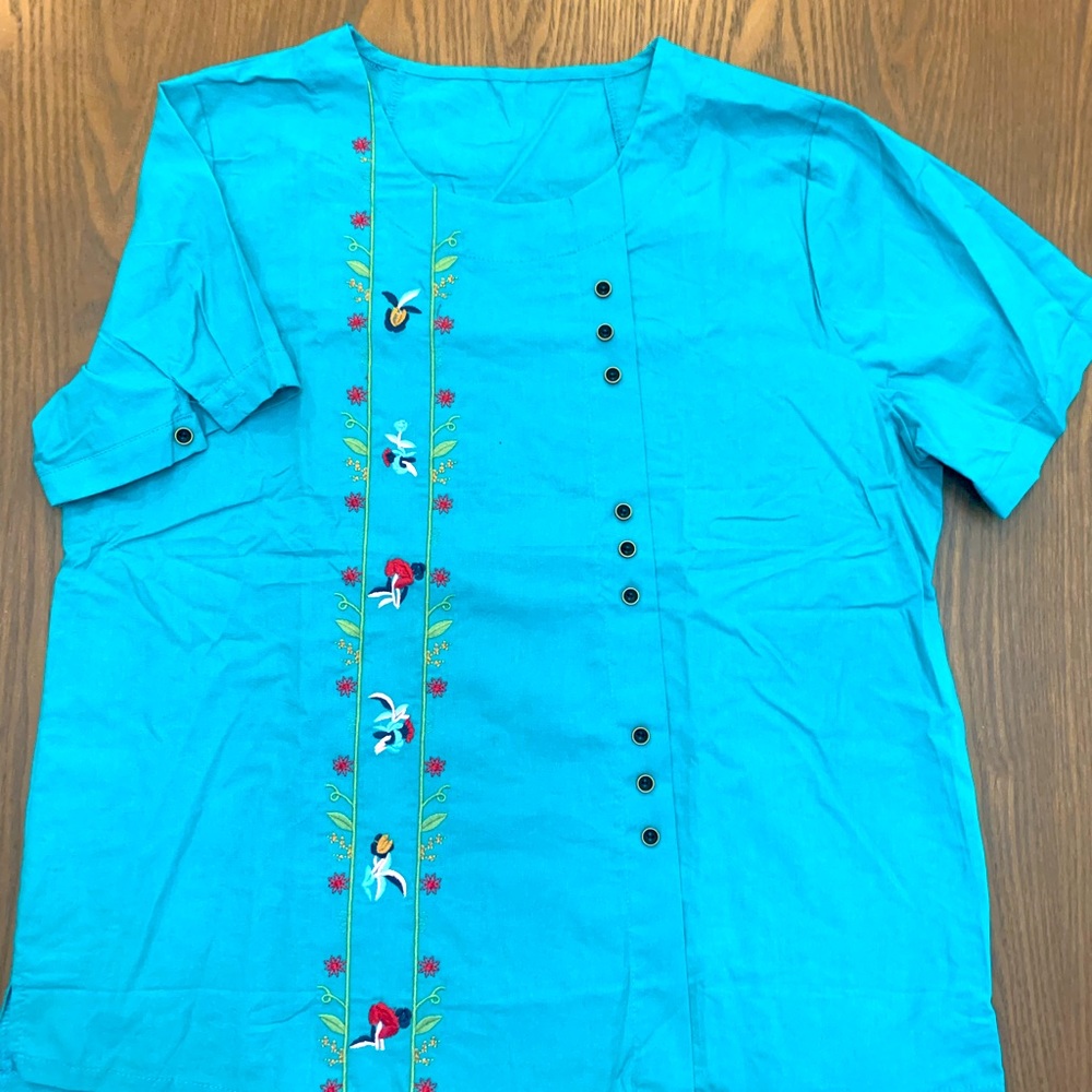 One of a kind handmade top, embroidery detail SZ-L